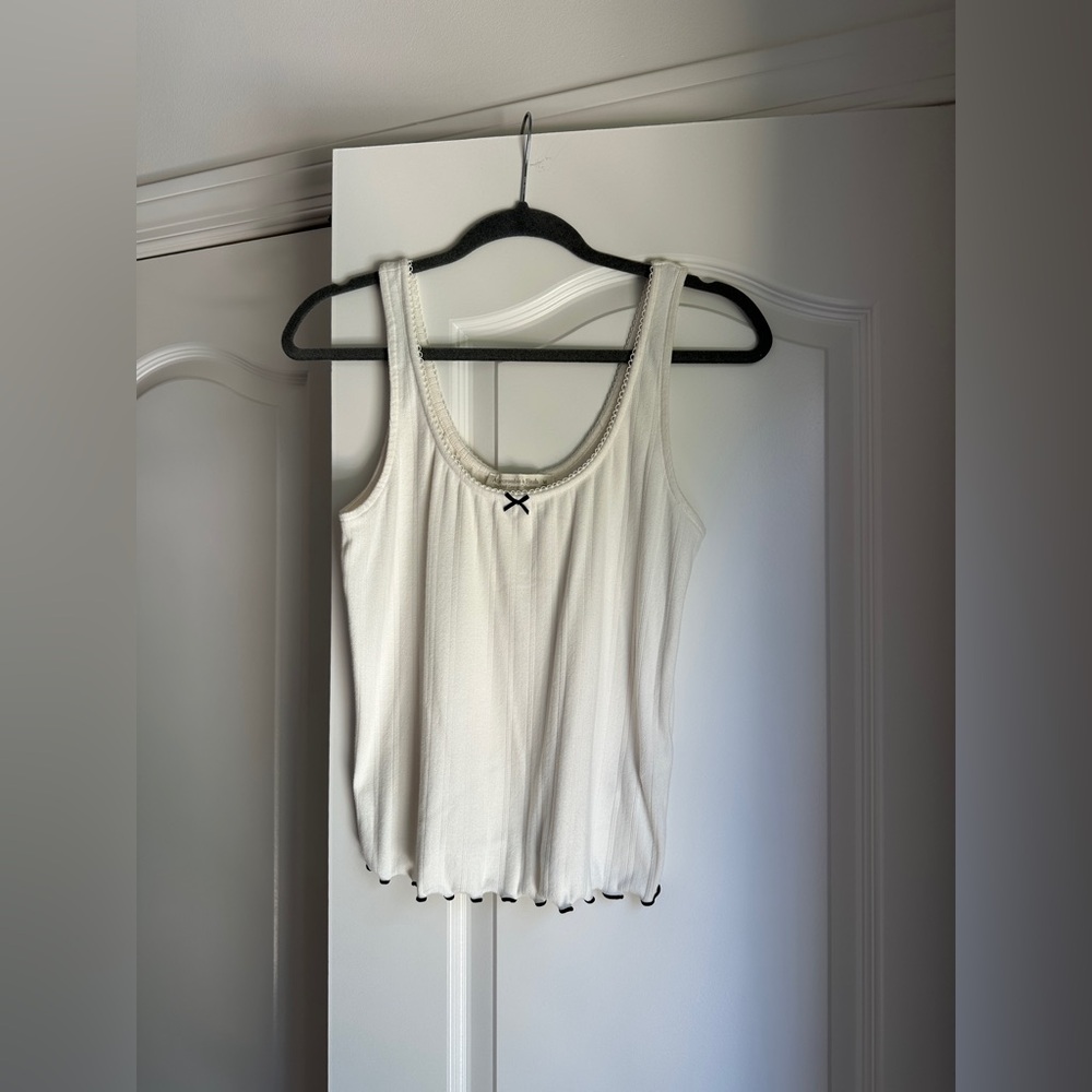 Abercrombie & Fitch Detailed Lounge Collection Top